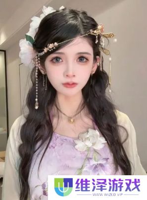 狗头萝莉举办免费送饼活动，吸引大量人来围观，称金主看到后超开心