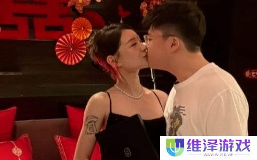 Uzi深夜哭穷要停播，身价过亿住汤臣一品，网友：我都不配心疼他